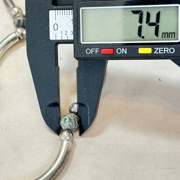 Silver Tone (beads & tubes) & Kambamba Jasper stone necklace Toggle clasp - Picture 13 of 15